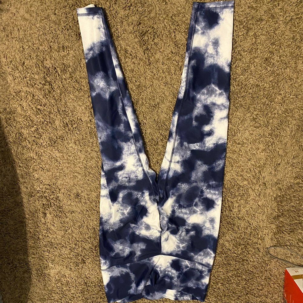 Old navy tie dye leggings